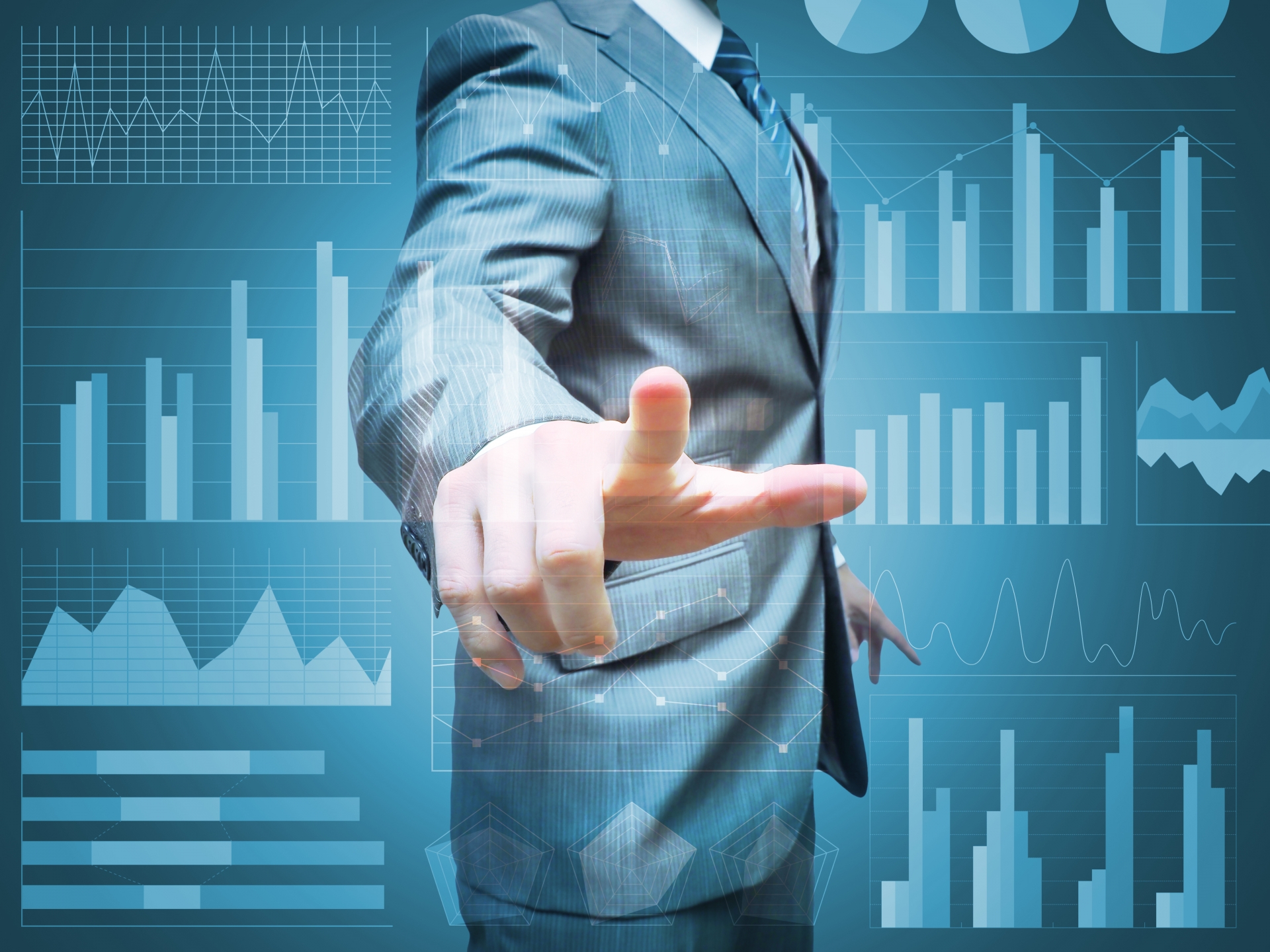 高額なホームページ制作費用
そんなWEBサイト制作費用問題を解決